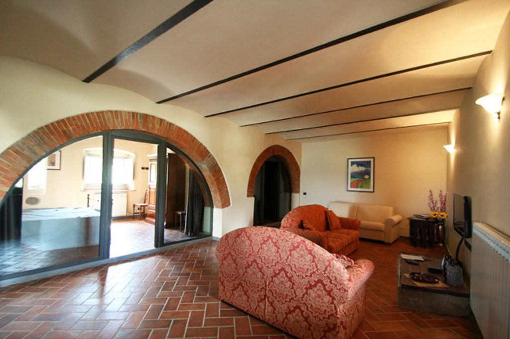 Pergine Valdarno Agriturismo Dimore Di Poggianto الغرفة الصورة